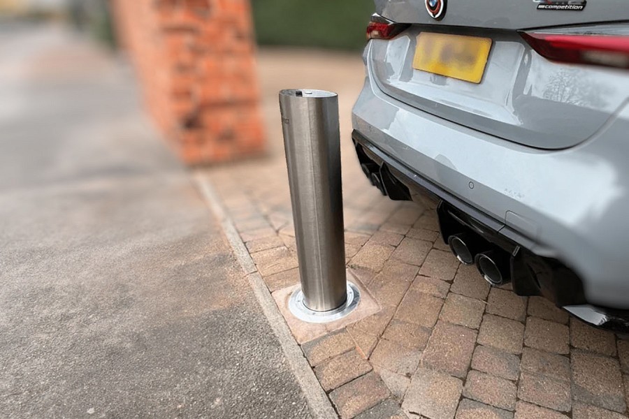 Maximise Your Driveway Security: The Versatile Power of Automatic Bollards
