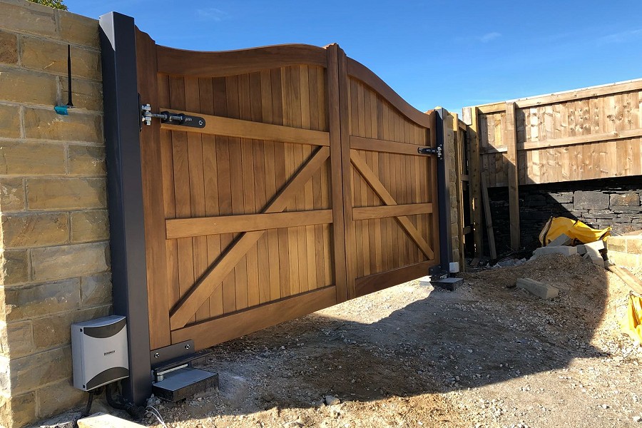 Emergency Manual Opening of Your Electric Gates: A Step-by-Step Guide