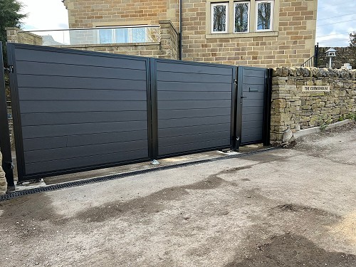 Bi-Folding Gates Electric Gates