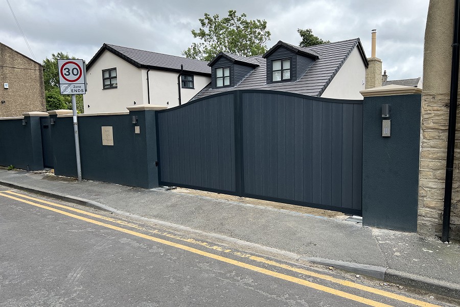 3 Reasons to Invest in Domestic Steel, Timber, or Composite Clad Electric Gates